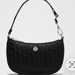 City Essentials Mini Shoulder Bag